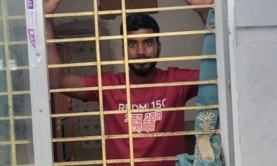 বিনা কারণে সেবাগ্রহীতাকে দেড় ঘণ্টা আটকে রাখলেন নারী এসআই