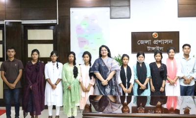 জেলা প্রশাসকের সহায়তায় শিক্ষাজীবন ফিরল ১০ কোচ  শিক্ষার্থী