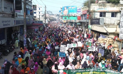 নীলফামারীতে জামায়াতের বিশাল মহিলা মিছিল