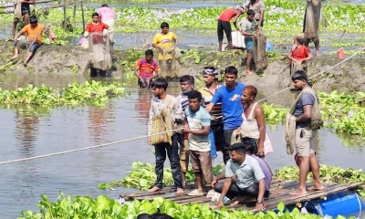 মৎস্য অভয়াশ্রমে মাছ নেই, ফিরে যাচ্ছেন সৌখিন জেলেরা। ছবি- রূপালী বাংলাদেশ
