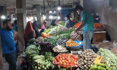 আখাউড়ায় সবজিতে স্বস্তি