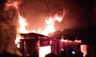 ঘর নয়, স্বপ্ন পুড়ল কৃষকের