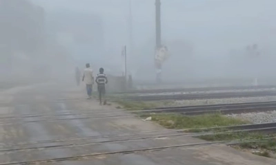 কুয়াশা জানান দিচ্ছে শীত দুয়ারে  
