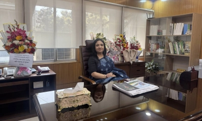 আবেগঘন ফেসবুক পোস্টে বাবাকে স্মরণ করলেন পুতুল