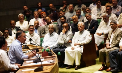 কৃত্রিম সংকট ও চোরাচালান রোধে স্বরাষ্ট্রমন্ত্রীকে কঠোর ব্যবস্থা নেওয়ার নির্দেশ