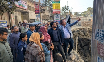 ময়মনসিংহে হেলে পড়া ভবন পরিত্যক্ত ঘোষণা