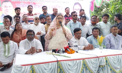 এমপি ফরিদা ইয়াসমিনকে গণসংবর্ধনা প্রদান