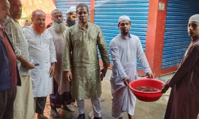 নালিতাবাড়ীতে অত্যন্ত ক্ষতিকর রং মেশানো শিং মাছ জব্দ