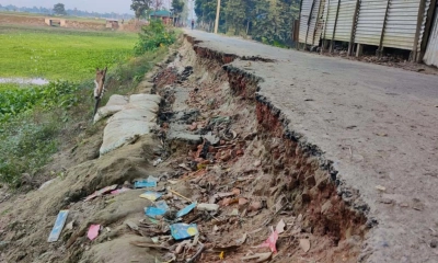 সোয়া কোটি টাকার রাস্তা চার মাসেই বেহাল