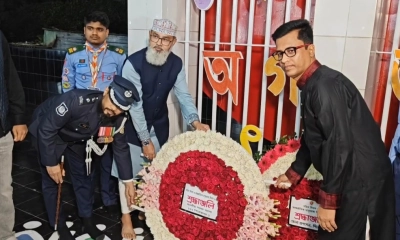 পিরোজপুরে ভাষাশহীদদের প্রতি গণপূর্ত প্রতিমন্ত্রীর শ্রদ্ধা
