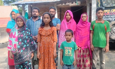 প্রভাবশালীদের মৌখিক নির্দেশে ‘একঘরে’ ৩ পরিবার
