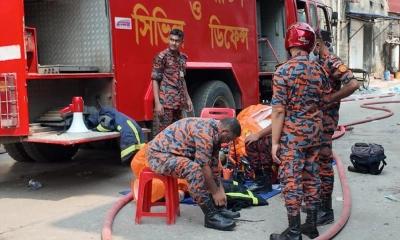 অগ্নিকাণ্ডের ঘটনায় তদন্ত কমিটি, নিহতদের আর্থিক সহায়তার ঘোষণা