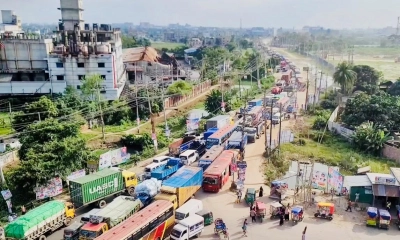 রূপগঞ্জে ১২ কিলোমিটারজুড়ে নিত্য যানজট, চরম ভোগান্তি