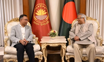 প্রধান উপদেষ্টার সঙ্গে তারেক রহমানের সৌজন্য সাক্ষাৎ