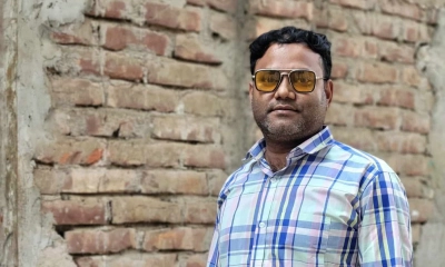 গৃহবধূর গোসলের ভিডিও ধারণ করে ধর্ষণ ও ব্ল্যাকমেইল