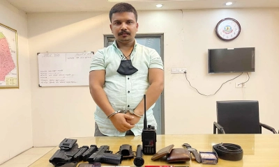 রাজধানীতে ভুয়া এনএসআইয়ের ডিডি গ্রেপ্তার