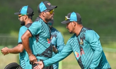 দেখেও না-দেখার ভান, না কি অভিমান?