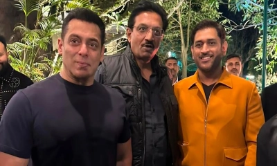 সালমান খানের জন্মদিনের অনুষ্ঠানে ধোনি