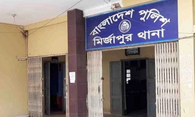 মাটি খুঁড়ে অজ্ঞাত মা-নবজাতকের মরদেহ উদ্ধার