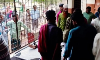 কুষ্টিয়ায় ভ্যানের ধাক্কায় শিক্ষার্থীর মৃত্যু 