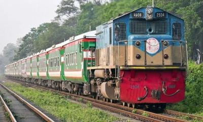 লোহাগাড়ায় ট্রেনে কাটা পড়ে যুবকের মৃত্যু
