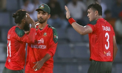বাংলাদেশের বিপক্ষে ধুঁকছে নেদারল্যান্ডস