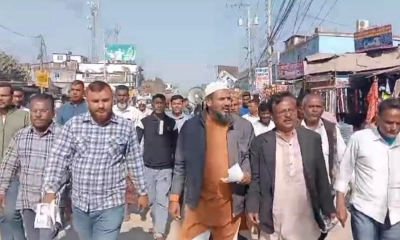 ‎বিরামপুরে ধানের শীষে ভোট চেয়ে শ্রমিক দলের লিফলেট বিতরণ 