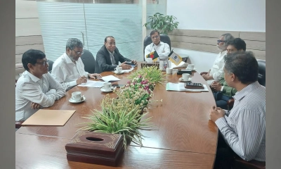 ইউজিসি চেয়ারম্যানের সঙ্গে বাউবি উপাচার্যের সৌজন্য সাক্ষাৎ
