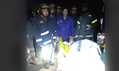 নওগাঁয় ট্রাকচাপায় নিহত ৫