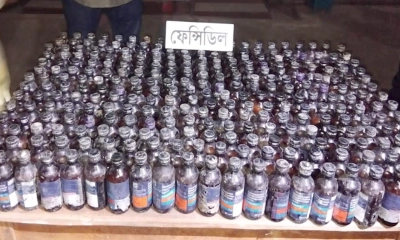 কালীগঞ্জ থেকে পরিত্যক্ত ৩২৪ বোতল ফেনসিডিল উদ্ধার