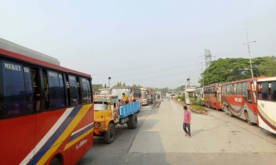 সিরাজগঞ্জ মহাসড়কে তীব্র যানজট