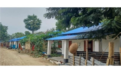 আশ্রয়ণের ঘর বরাদ্দে ‘আত্মীয়করণ’