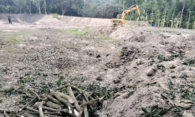 কৃষি জমিতে পুকুর  খননের হিড়িক