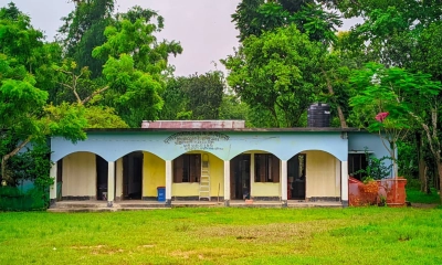 ভারপ্রাপ্তের কাঁধে প্রশাসনিক কাজ