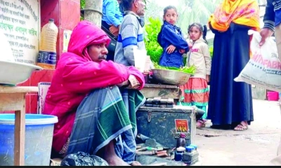 নবীনগরে জেঁকে বসেছে হাড় কাঁপানো শীত