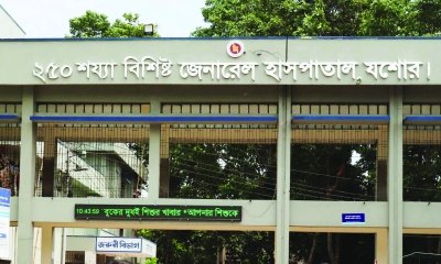 যশোরে বাসের ধাক্কায় যুবক নিহত, চালককে গণপিটুনি 