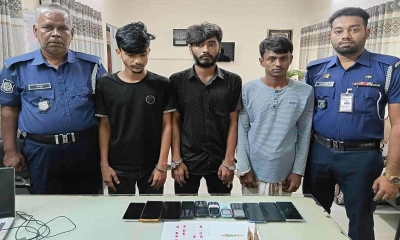 আটককৃতরা। ছবি- রূপালী বাংলাদেশ