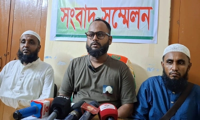 চাঁদাবাজির অভিযোগ এনে ব্যবসায়ীর সংবাদ সম্মেলন