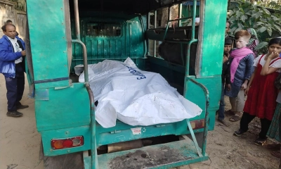 খালে মিলল অজ্ঞাত যুবকের লাশ 