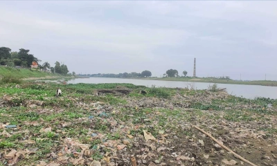 হারিয়ে যাচ্ছে তিতাস নদী