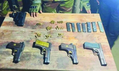 যশোরে ১০ গ্রেনেড ও ৪ বিদেশি পিস্তল উদ্ধার
