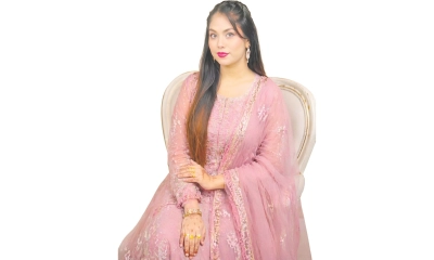 বিরতি ভেঙে নতুন মিশনে অনন্য অনু