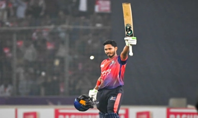 বিপিএল ফাইনালে তামিমের সেঞ্চুরি