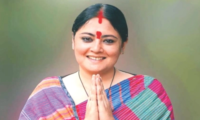 র‌্যাম্প থেকে রাজনীতির শীর্ষে