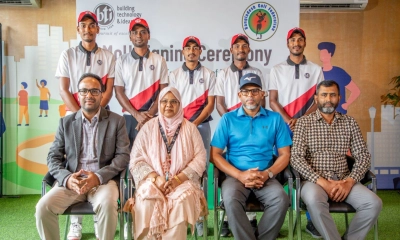 বাংলাদেশ জাতীয় গলফ দলের স্পনসরশিপ কর্মসূচি নবায়ন করল বিটিআই