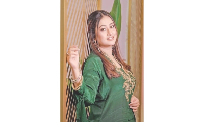 পূর্ণিমার তৃষ্ণা ভিন্ন