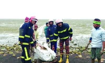 সীতাকুণ্ডে জাহাজভাঙা কারখানায় দুই শ্রমিকের লাশ উদ্ধার