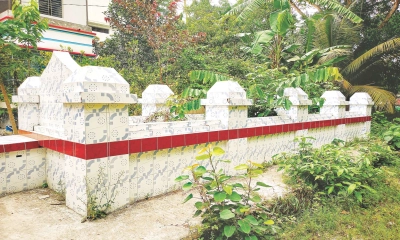 লোককথা ঘিরে রহস্যময়  জমশের খানের কবর