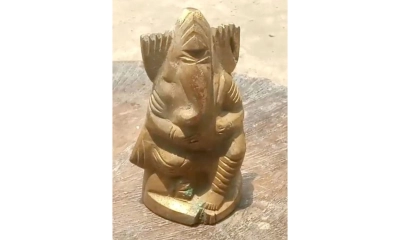 মাটির নিচ থেকে ধাতব  গণেশ মূর্তি উদ্ধার