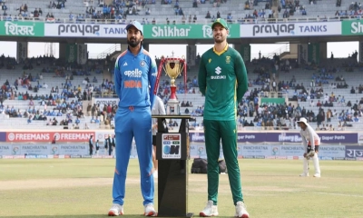 টস জিতে বোলিংয়ে দক্ষিণ আফ্রিকা, ব্যাটিংয়ে ভারত